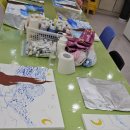 즐거운 아크릴화 이미지