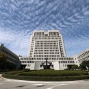 [사설] 장난처럼 되는 재판, 판사들 무책임 정치편향 도 넘고 있다 이미지