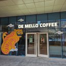 드멜 | [구로] 두바이 초코 소금빵, 두바이 초코 휘낭시에 드멜로 커피