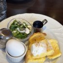 커피 엔 토스트 이미지