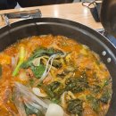 흰돌감자탕 이미지