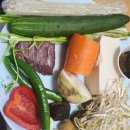 홍 두부 국수 이미지