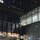 세븐일레븐안성신건중앙점 | 지하철역과 1분거리, 홍대&amp;이태원 접근성이 뛰어난 숙소 호텔 글래드 마포 헐리우드 더블 후기