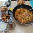 아부찌부대찌개세종새롬점 | 엄마를 위한 밥상 5(아부찌 부대찌개, 알배추 겉절이 외)