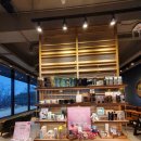 스타벅스춘천구봉산R점 이미지