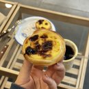 여기가 포르투고 내가 있는 곳이 리스본이다 나는 에그타르트다🍳🥚