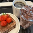 호계본동로 | [내돈내산] 마산호계 투썸플레이스 후기｜스초생 재고 많음