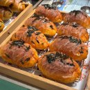 히얼 앤 유 이미지