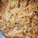 배는 고파서 끓이긴햇는데 끓이다 더위먹어서 걍 먹기가싫음 이미지