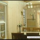 넓은 다락방 이미지