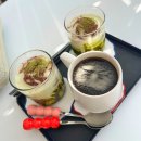 용문역5번출구_31160) | "말차스쿱라떼 비주얼 미쳤다" 이어리 카페 탄방점이 예상 밖인 이유