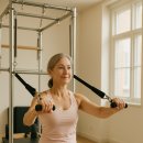 시니어 필라테스 이미지