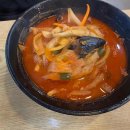 홀시드카페 앞 이미지