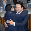 '텐트 쪽잠' 장동혁 단식 이틀째…"한동훈 소명" 목소리 커졌다 이미지