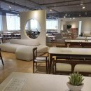 대구원목식탁 감각적이고 세련된 매장