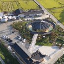 율동2길L | 경주 신상카페 건축미 원형한옥 365일 물멍 가능한 노경보차라파