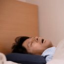 평상시 “이 시간에 자는 습관” 간 질환 위험 3배 높아집니다. 이미지