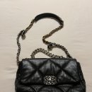 샤넬 19 Flap Bag 스몰, 블랙 $4800 이미지