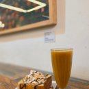 파인트리 | 대전 가양동 카페 파인트리｜사진전 구경과 건강주스, 사케라또 후기