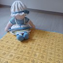 인형과 하늘색 러그~인형 구경하세요~^^ 이미지