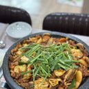 앞산옻닭앞산생오리마을 이미지