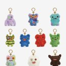 H-063 | 꾸안꾸 정석 한소희 공항패션, 손민수하기 좋은 스포티룩 착장 정보 (휠라 트랙집업, 가방, 키링)