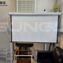 유통스크린 | 맞춤 제작 전동스크린 설치 후기! 고객님의 완벽한 홈 시네마 완성✨