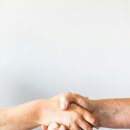 내일봬요 이미지