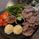 (주)정담 - 구미시 | 사당역 맛집 정담 아롱사태 수육 + 김치찌개 SET 후기