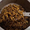 이지쿡 찜냄비로 전자레인지 짜파게티와 만두 찌기