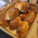 (주)봄날소프트 | 연남동 소금빵 맛집 아벡쉐리 더 파크 AVEK CHERI the park (연남방앗간 자리)