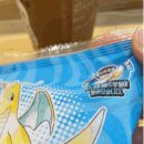 빵재미 | 포켓몬빵 망나뇽의 치즈머핀 후기｜띠부씰 재미와 촉촉한 치즈머핀 간식