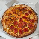 2798 | 대전 노모어피자 유성점 옥수수새우와 페퍼로니 반반 단짠 조합 리뷰