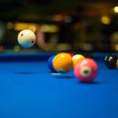 당구치는 사람들 이미지