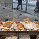 맛있는 빵과 달콤 디저트 이미지