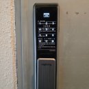 성하하이츠앞 - 좌 | [종로구] 정성하이츠빌라, 10년의 신뢰! '삼성'에서 '직방'으로 다시 태어난 SHS-P710 설치 후기