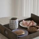 소년과 나무 이미지