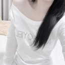 니체큐이엘(NICHEQYIEL) 24FW Piercing silver logo tee, Eyelet slit skirt 후기