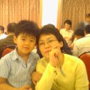 엄마와아들 이미지