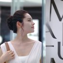 아리따움 앞 이미지