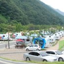 카라반 캠핑장 이미지