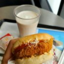 한국맥도날드(유) 미아DT점 | 맥도날드 익산 고구마 모짜렐라 머핀 버거 가격 칼로리 영양정보 둘 다 먹은 솔직후기