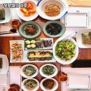 정향채의 하루 | 정향채에서 만나는 건강한 맛, 연잎밥과 빵의 조화