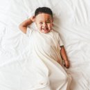 화이트썬데이 | [내돈내산] 썬데이허그 vs 코니 슬리핑백 솔직 비교 (망고의 선택은? 🌙)