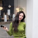 올리브그린