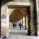 [주명철의 프랑스 역사산책] ⑮ 보주 광장(Place des Vosges) 이미지