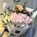 향기나는 화원 이미지