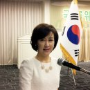 '15년 열정'…국제행사 영어전문MC 고옥화씨 -중앙일보- 이미지