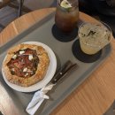 서구-02-33 | 열심히 살고는 싶은데 말이지요