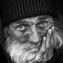 웃는남자 이미지